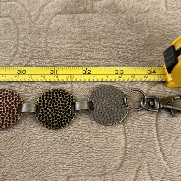 EUC Adjustable Tricolor Chain Belt - Picture 6 of 9